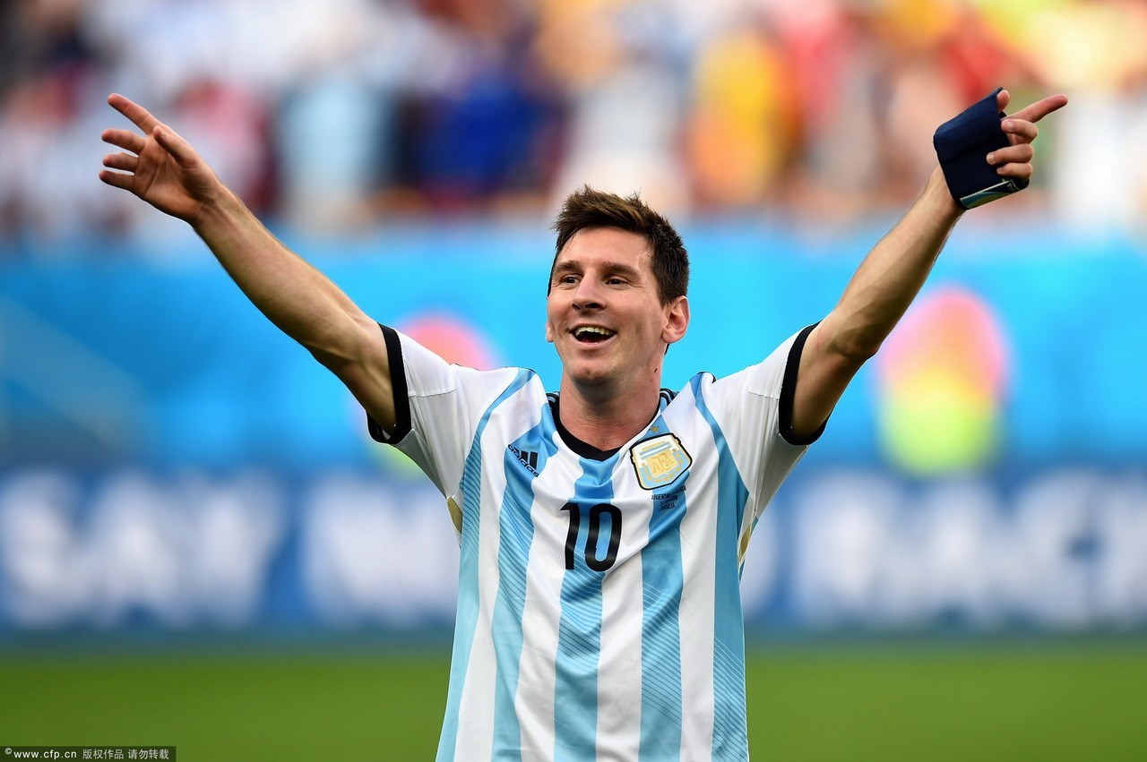 轿车运油违反国际法！居民骑马出行，俄罗斯会被迫放弃克里米亚？